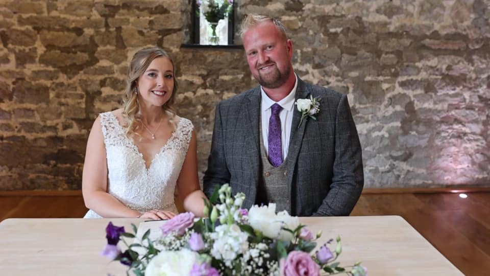 Bath Wedding Videographer | Capture Your Perfect Wedding Highlights 5 1657909461 d169ce800bc09ded3d583cc67070f9f1121276eb4ff8fd70a534f3148ab4e29f d 960