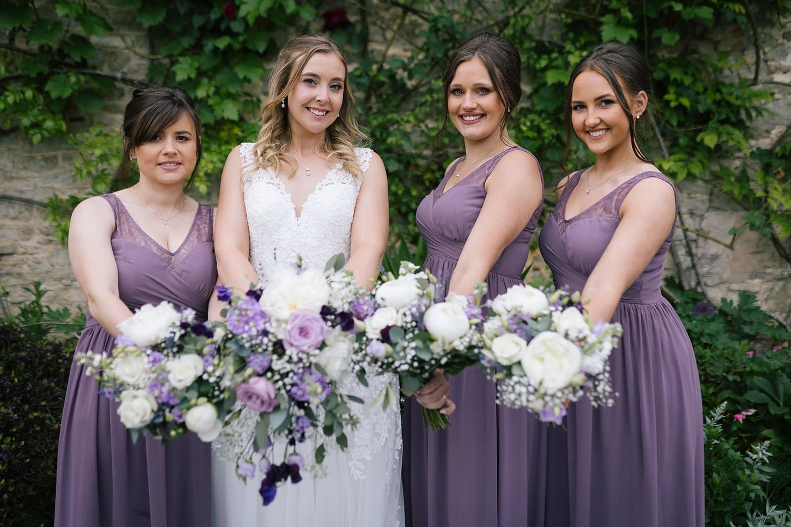 Somerset Wedding Photographer | Expert Venue Tips + Our Favourite Somerset Wedding Venues 9 220526 Lizzy Carl 2557